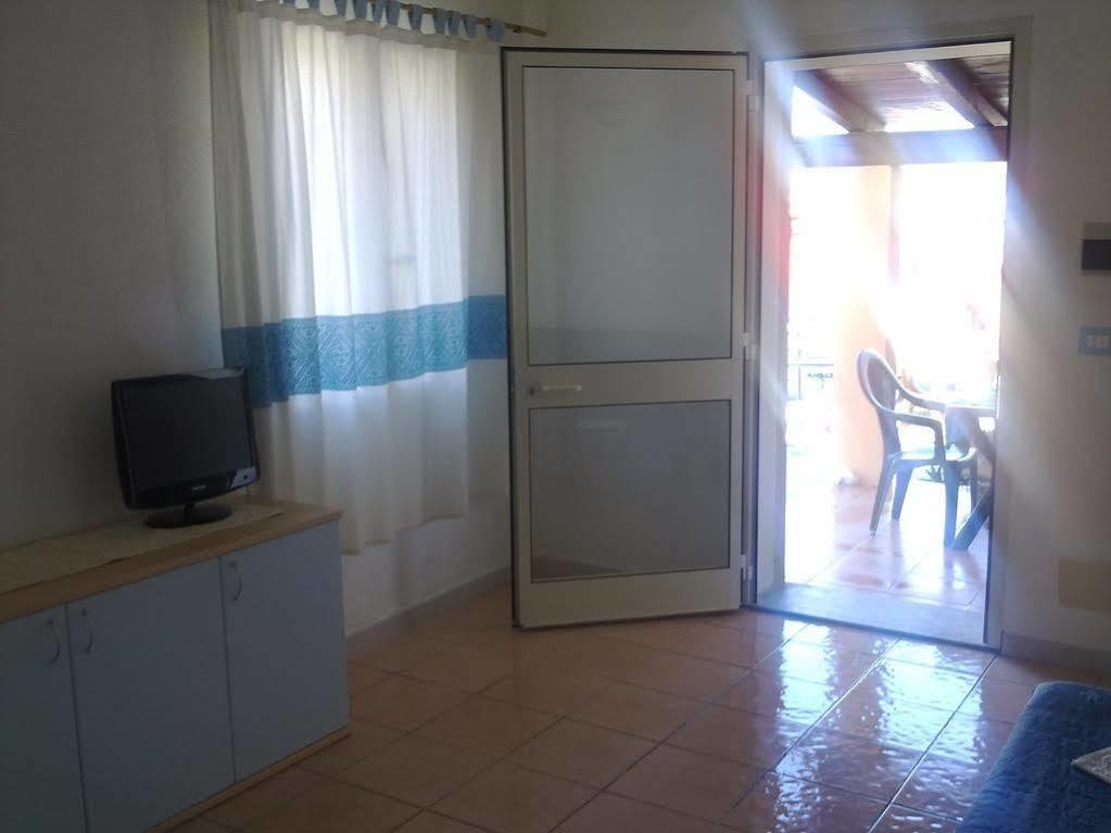 Residence La Pineta Budoni Exterior photo